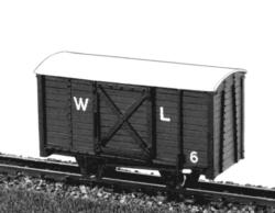 Nine Line NL7. W & L Lukket godsvogn.