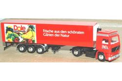 Albedo 300113. Volvo F16 med køletrailer. Dole.