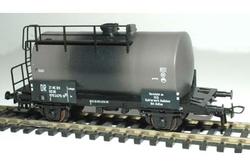 Klein Modellbahn 3368. DR 21 50 070 2 475-9 Z. Tankvogn.