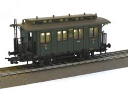 Fleischmann 5058 K X. DRG Halle 37046. 2/3 kl. sibanepersonvogn.