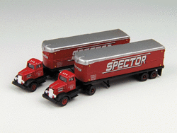 Mini Metals. 51134. White Super Power. Tractor + Trailer. Specto