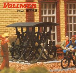 Vollmer 5742. Cykelstativ med cykler. 3 stk.