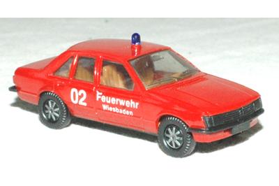 Herpa 10x72. Opel Rekord Berlina 2,0 E. Feuerwehr Wisbaden.