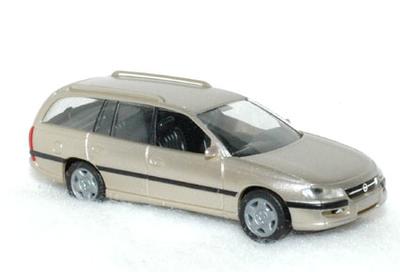 Herpa 031561. Opel Omega Caravan CD. TILBUD.