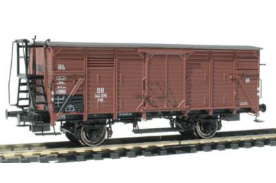 Brawa 48245. DB G10 144 070. Lukket godsvogn med bremseplatform.