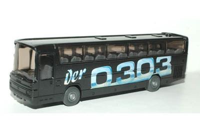 Wiking 712/126. MB O 303 RHD. Reisebus.