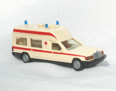 Wiking 07018 X.  BINZ Ambulance.