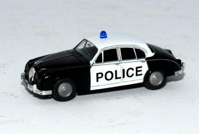 Wiking 8640329 X. Jaguar 3.4 MkII 2. POLICE.