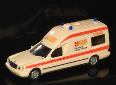 Herpa 044660 X. Miesen Bonna 124. Ambulance.