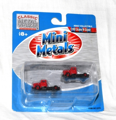 CMW 51111. IH R-190 Tractor. 2 stk.