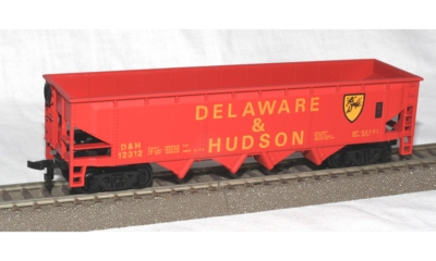 Bachmann 43-1006-K4. 4 Bay Hopper D & H.