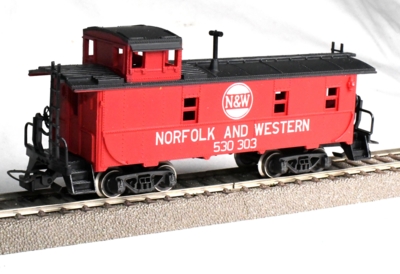Rivarossi 2307. Caboose N & W.