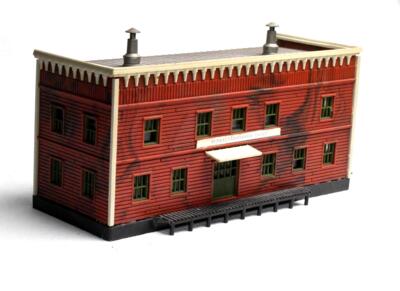 Heljan 672 FM. Fabriksbygning.