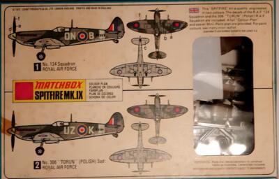 Matchbox PK-2 Early box. (Lok 7). Spitfire Mk.IX.
