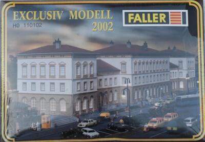 Faller 110102.  Stationsbygning.