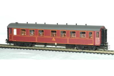 Heljan 5001St. DSB CP Personvogn.