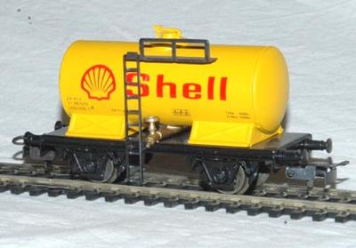 Electrotren 1802 x. RENFE tankvogn. Shell.
