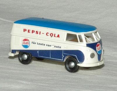 Brekina 3256. VW T1. Pepsi-Cola.