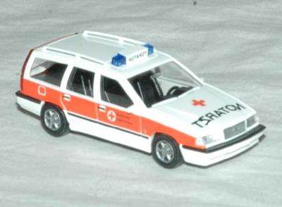 Wiking 0710327. Volvo 850. Ambulance.