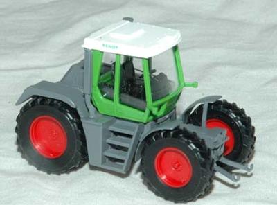 Wiking 3800129. Fendt Traktor.