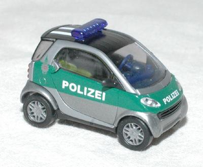Busch 48910. Smart City Coupé. Polizei.
