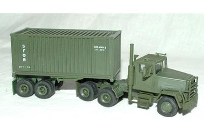Trident 90051 BX. M915 + traler med container.