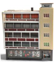 Vollmer 47728 FM. Beboelseshus med forretninger.