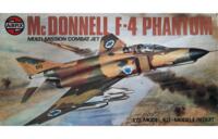 Airfix 04013-8 (Loc 6). Mc DONNELL F-4 PHANTOM.