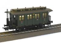 Fleischmann 5058 K X. DRG Halle 37046. 2/3 kl. sibanepersonvogn.