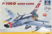 Italeri 098 Ekstra, F-100 F Super Sabre Double Seater.